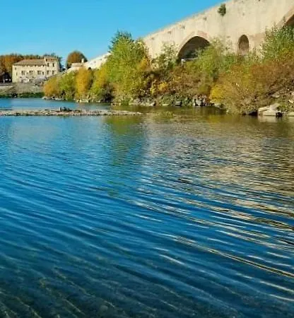 Appartement Duplex Meuble Avec Vue Sur Piscine Pont-Saint-Esprit Exterior photo