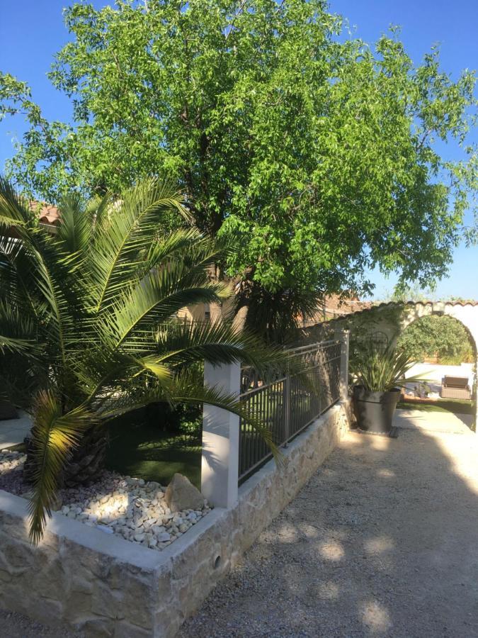Duplex Meuble Avec Vue Sur Piscine Apartment Pont-Saint-Esprit