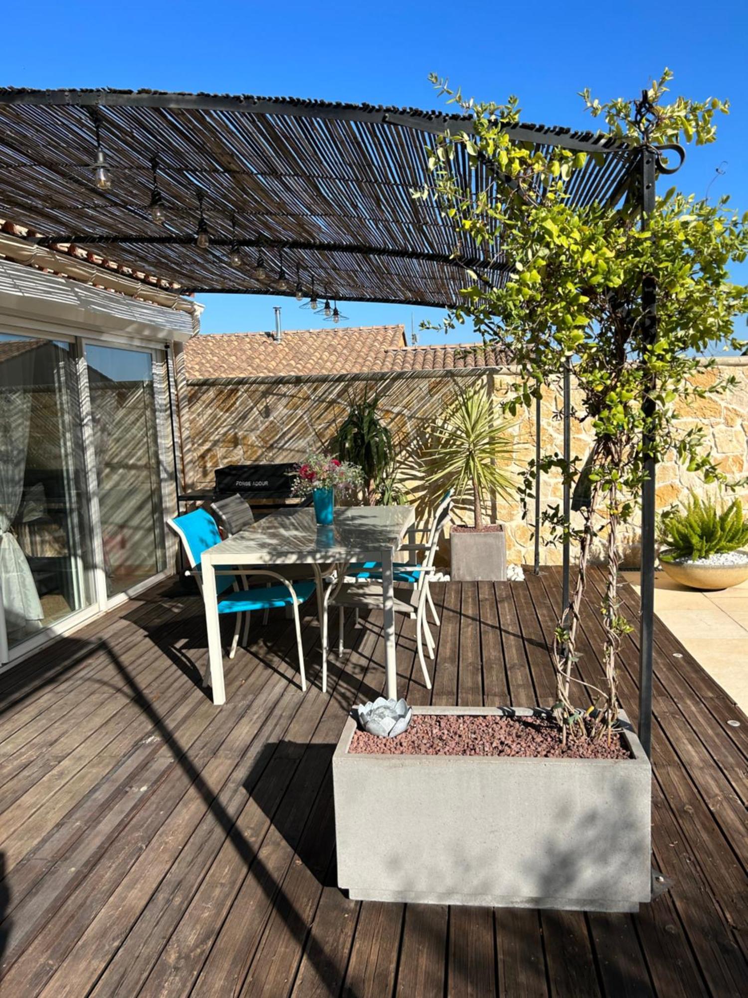 Duplex Meuble Avec Vue Sur Piscine *